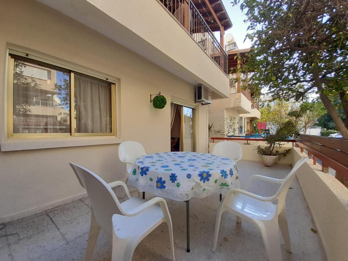 Albert'S Apartment Mackenzie 001 Larnaca Luaran gambar